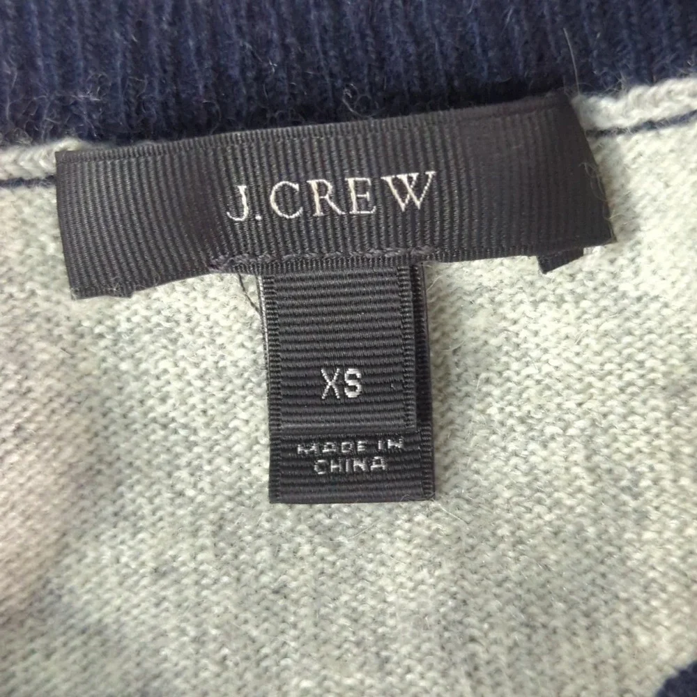 J. Crew Heartbreaker Sweater Womens Gray Heart‎ Print Crew Neck Pullover XS